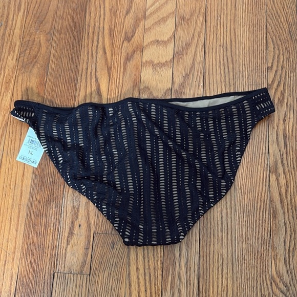 Bar III Tab Side Hipster Bikini Bottom Artisan Crochet Black size XL NWT - Picture 4 of 7